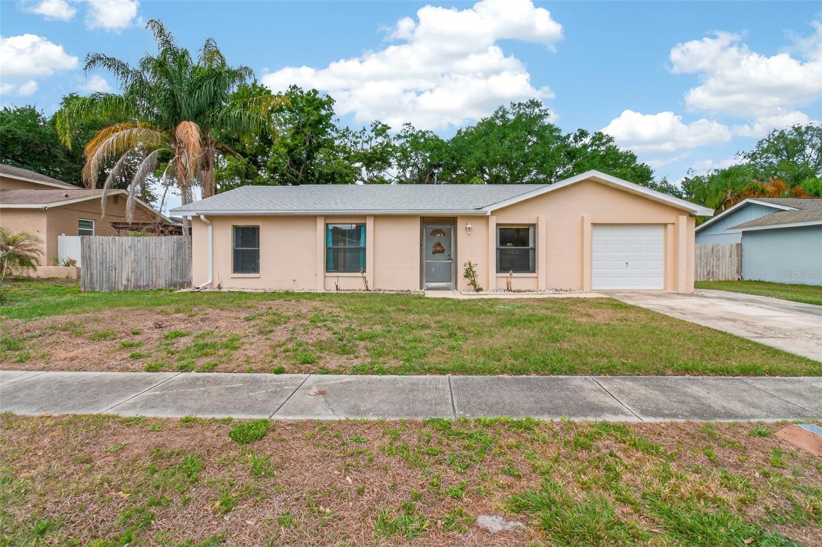 A REP OF LAS BRISAS & LAS - Residential