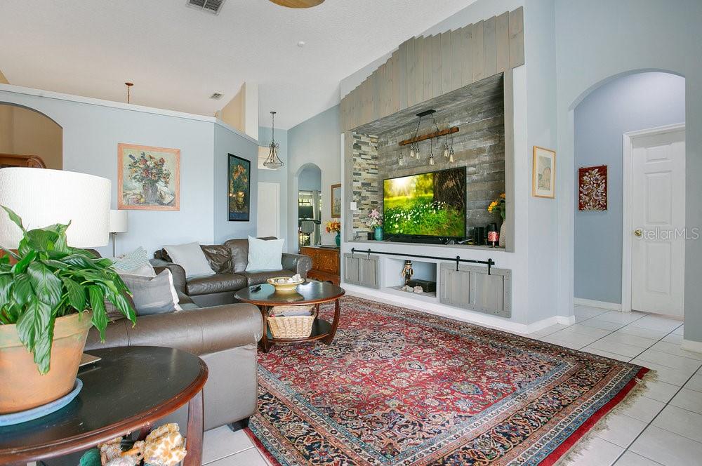 4219 LILLIAN HALL LANE