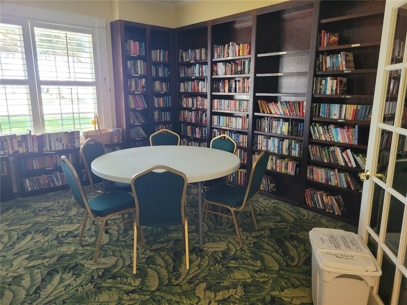 SWEETWATER GOLF & TENNIS CLUB - Residential