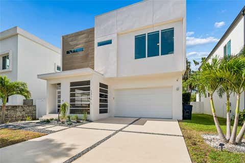 Photo of 1314 1/2 W. Lemon Street, Tampa, FL 33606 (MLS # TB8512163)