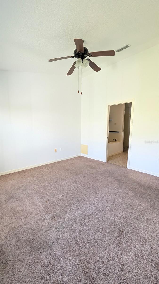 EAST LAKE ESTATES - Residential Lease