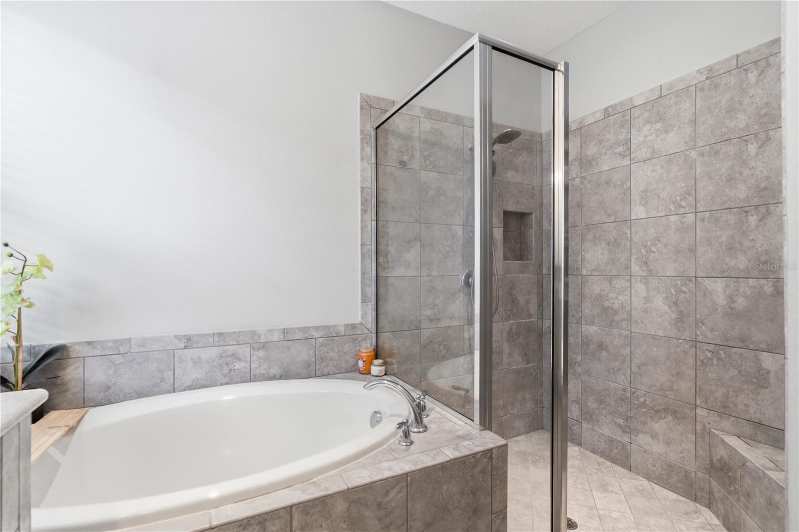 ARTISAN LAKES EAVES BEND PH I SP A-K - Residential