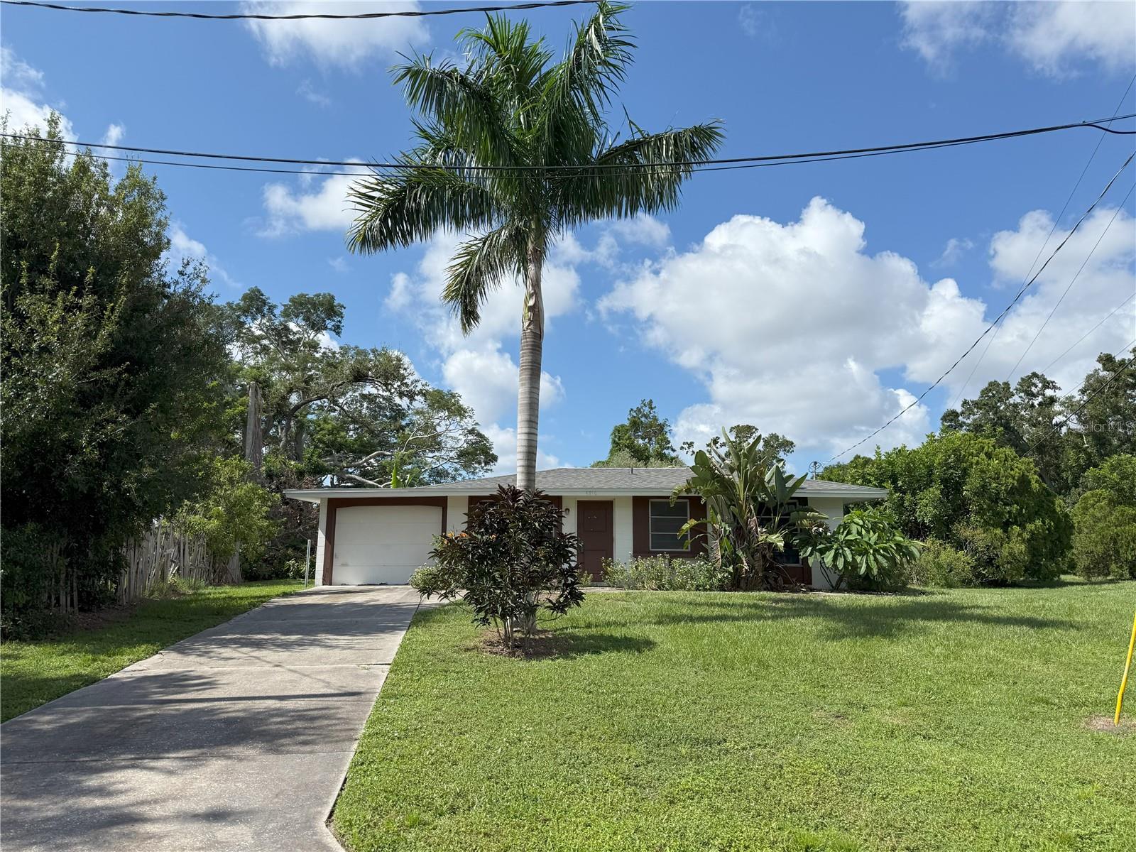 Mid century modern 2-bedroom, 2-bathroom home that sits on almost half an acre at the end of a quiet cul-de-sac. The home has been recently updated throughout. HVAC, well and water treatment system are also recently new. The home can be rented with or without the furniture.