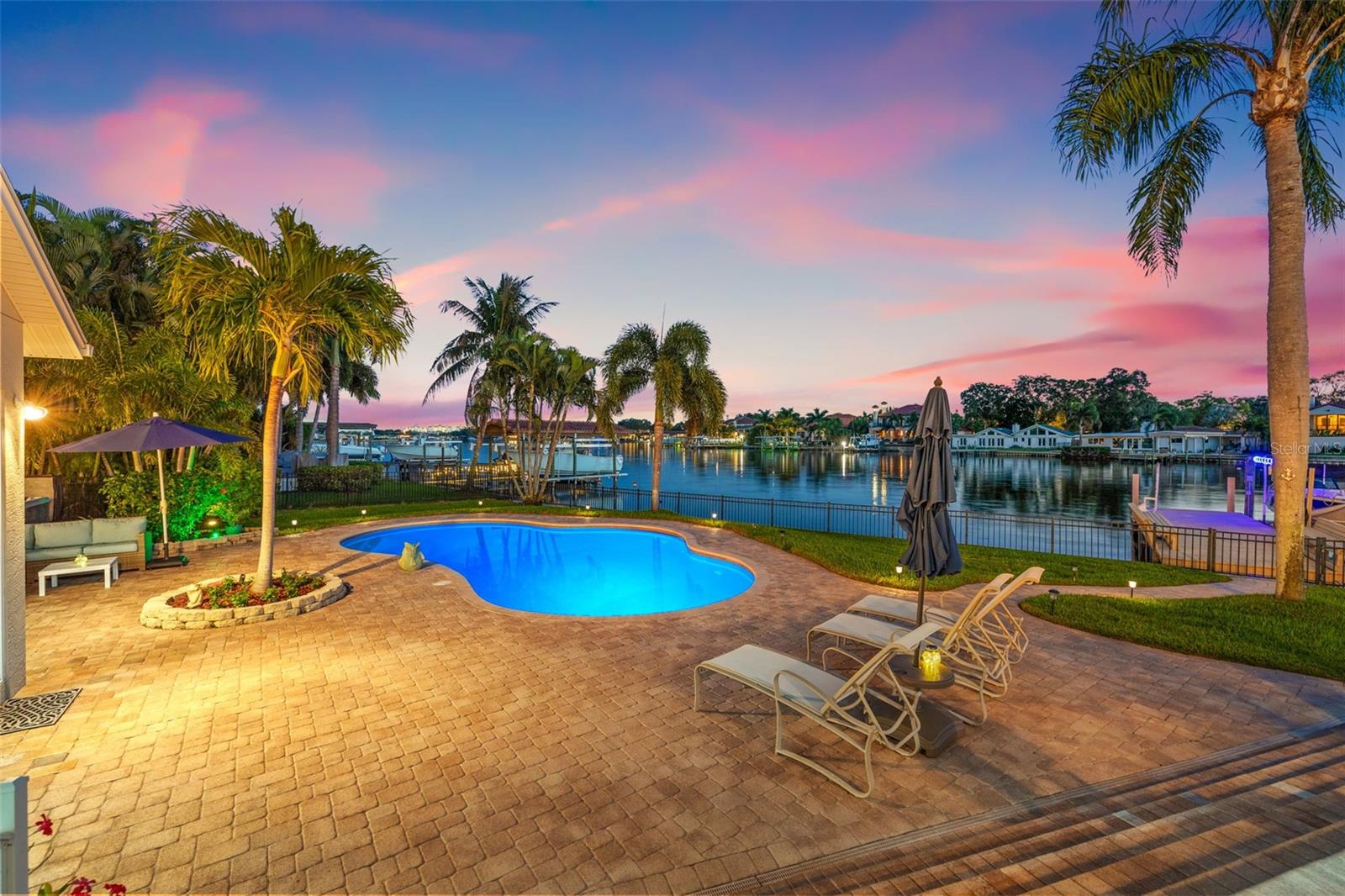 NORTH EAST PARK PLACIDO SHORES - Residential