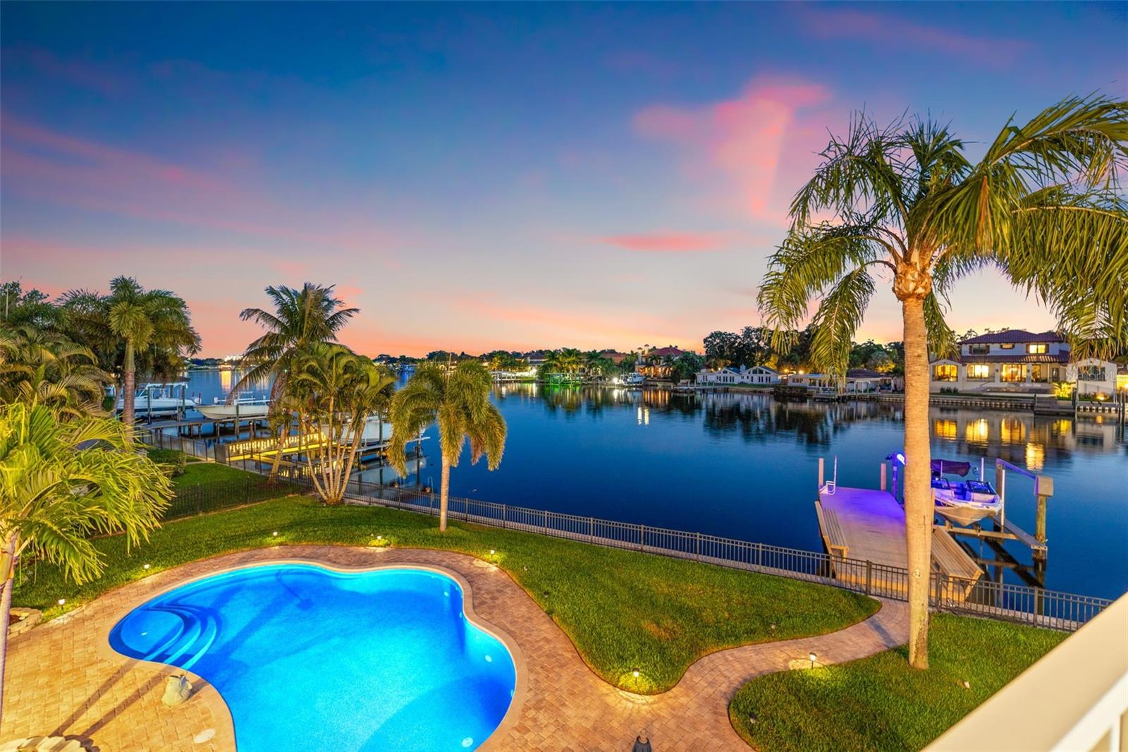 NORTH EAST PARK PLACIDO SHORES - Residential