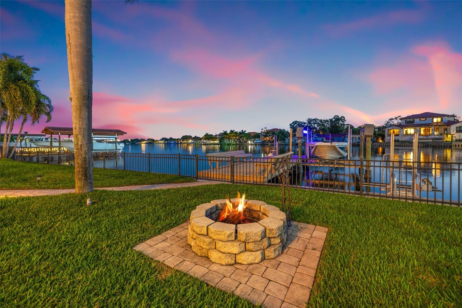 NORTH EAST PARK PLACIDO SHORES - Residential