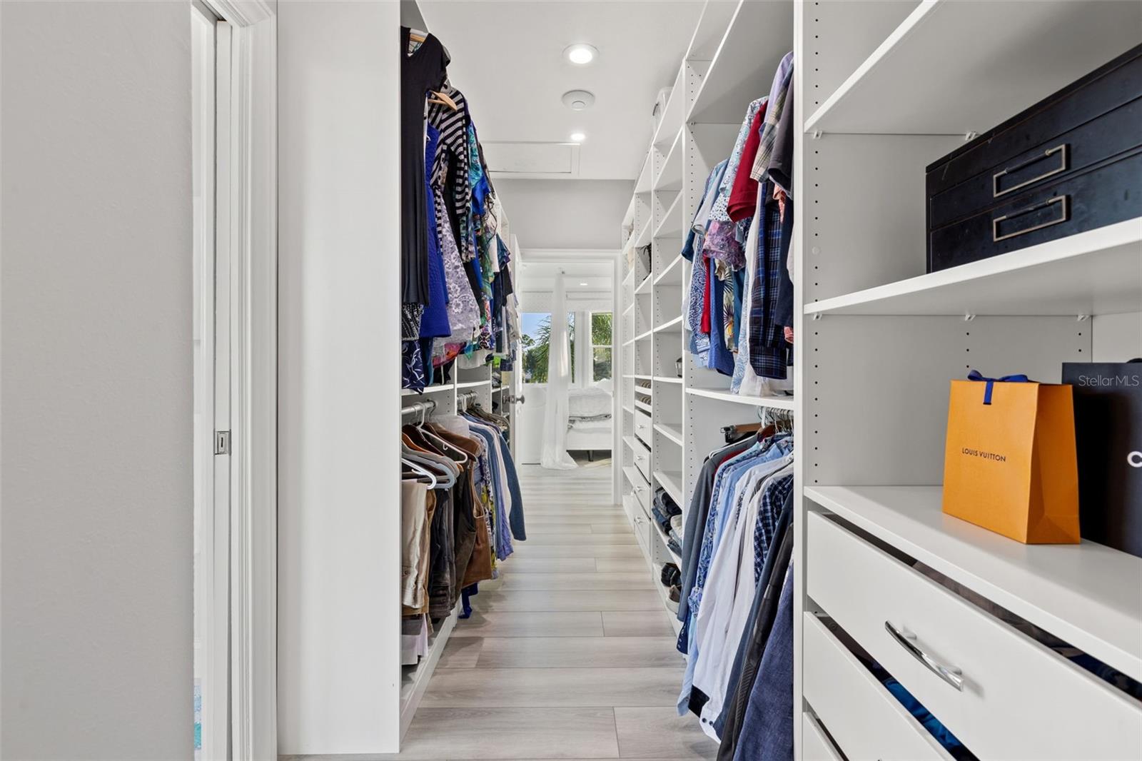 NORTH EAST PARK PLACIDO SHORES - Residential