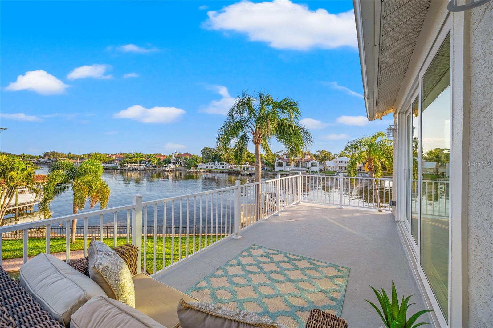 NORTH EAST PARK PLACIDO SHORES - Residential