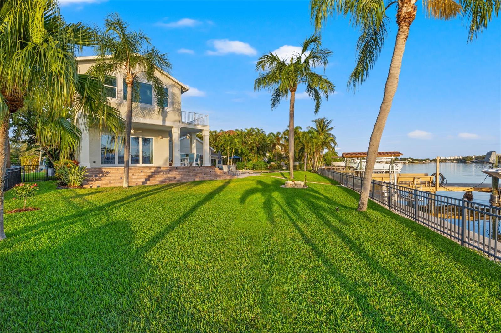 NORTH EAST PARK PLACIDO SHORES - Residential