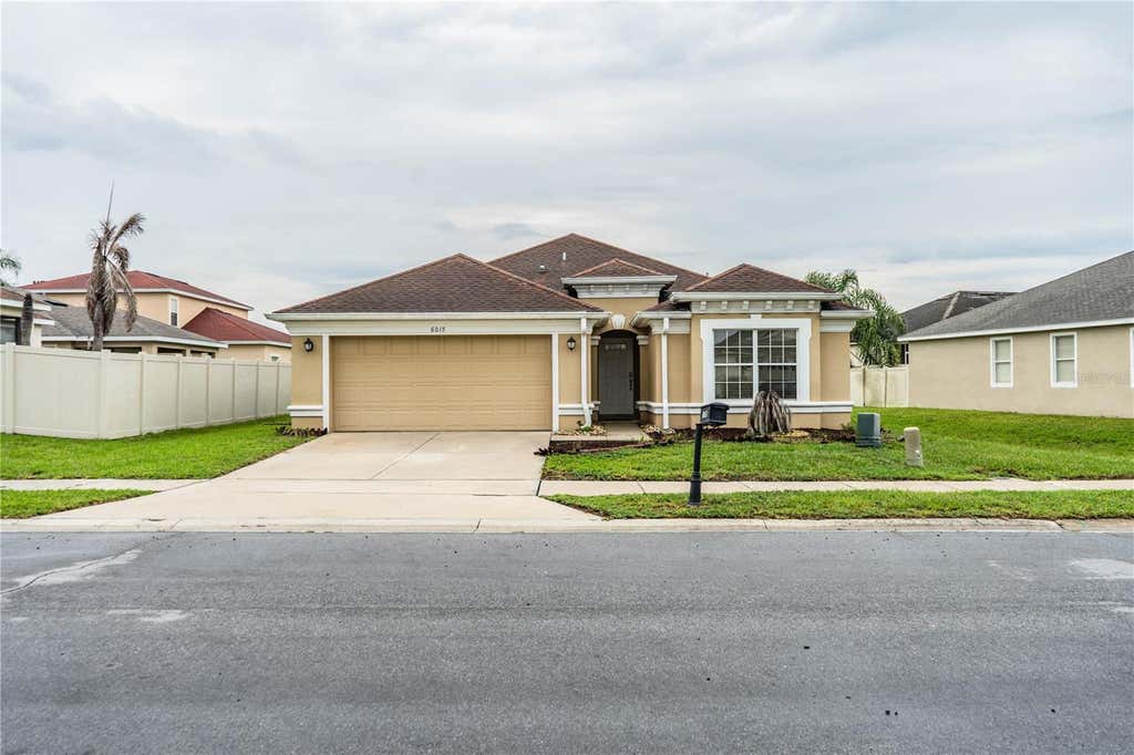 Photo of 6015 Champlain Pass, Lakeland, FL 33805 (MLS # L4963871)