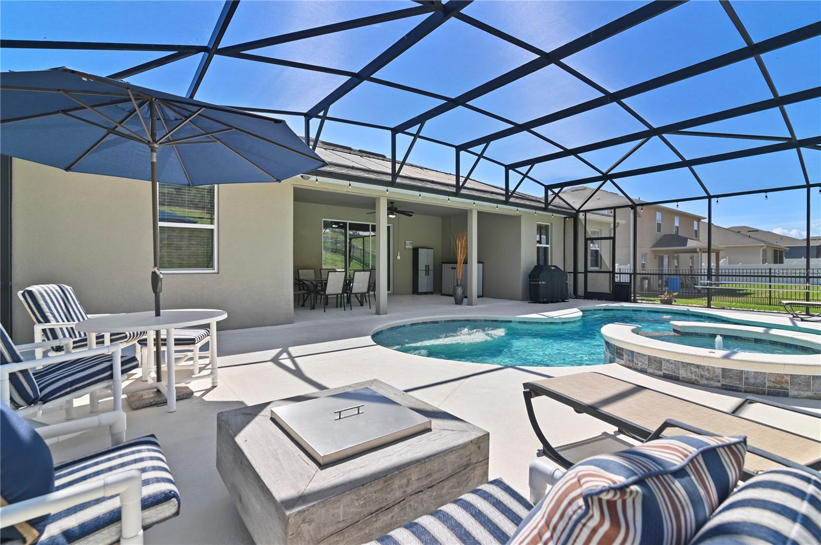 ROCK SPRINGS RIDGE PH VII B - Residential