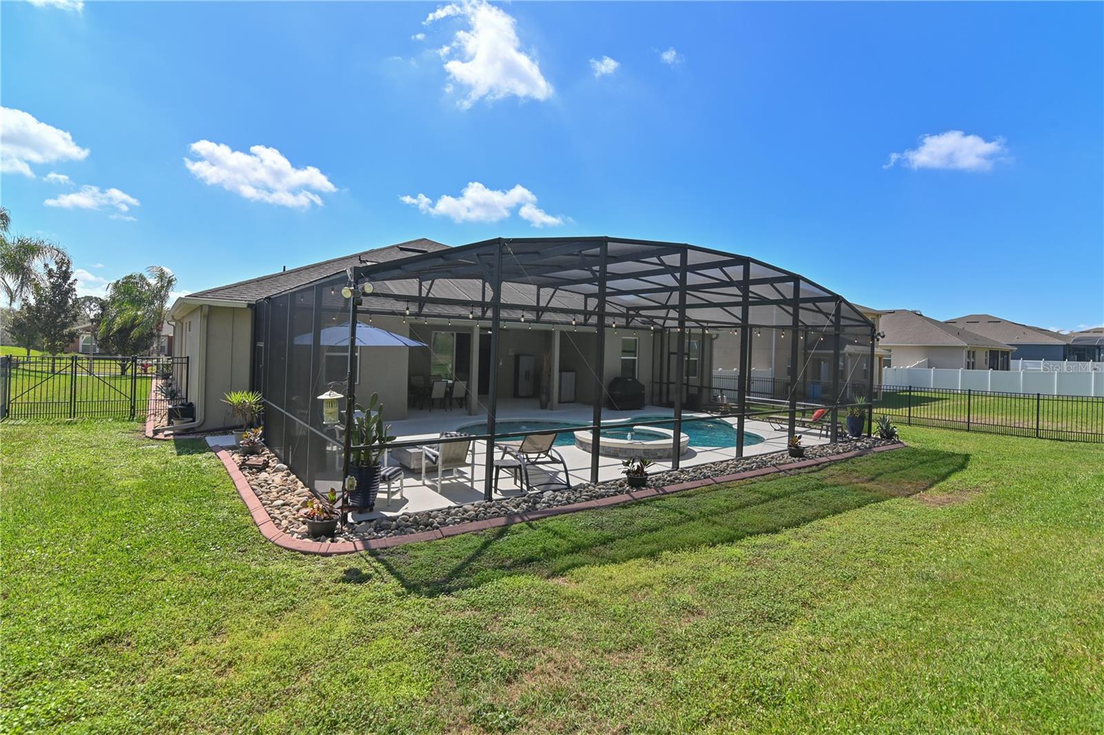 ROCK SPRINGS RIDGE PH VII B - Residential