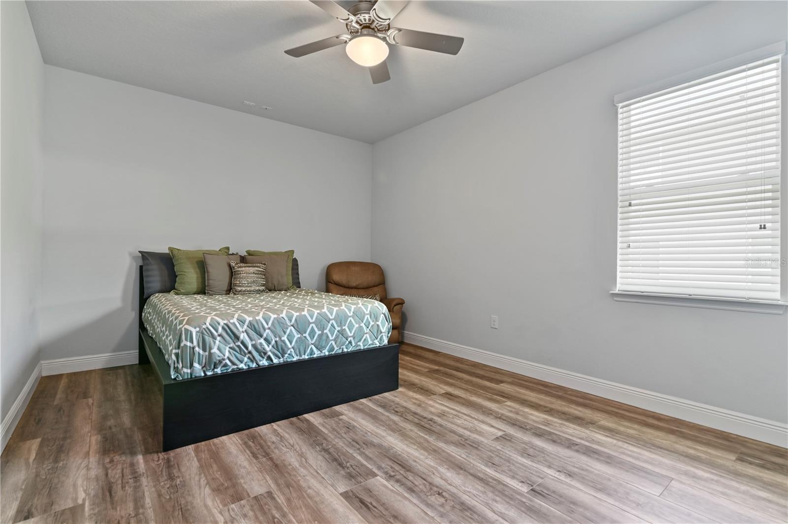 ROCK SPRINGS RIDGE PH VII B - Residential