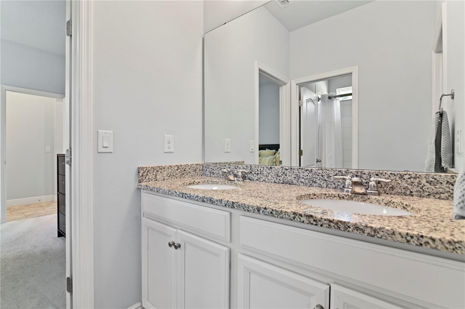 ROCK SPRINGS RIDGE PH VII B - Residential