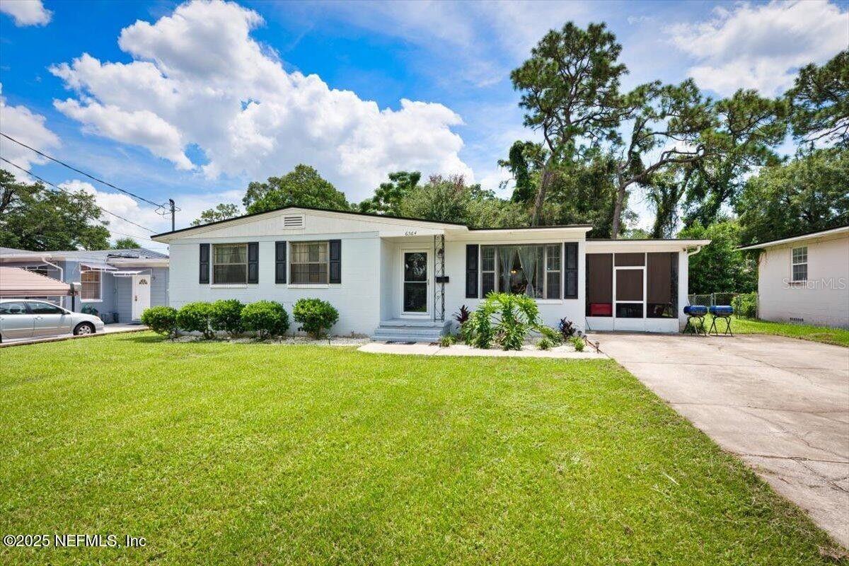 ARLINGTON FOREST - Residential