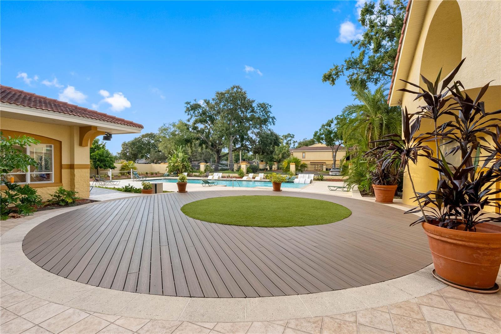 THE PINNACLE AT CARROLLWOOD A CONDOMINIUM - Residential