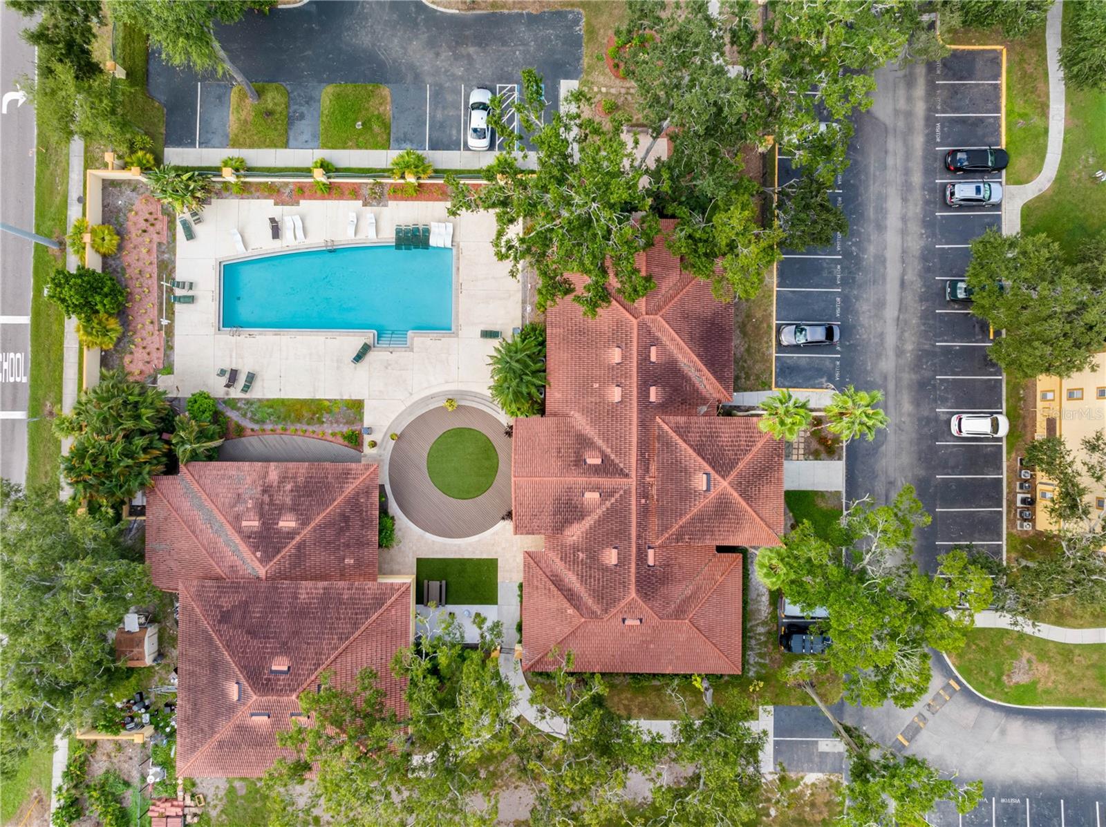 THE PINNACLE AT CARROLLWOOD A CONDOMINIUM - Residential