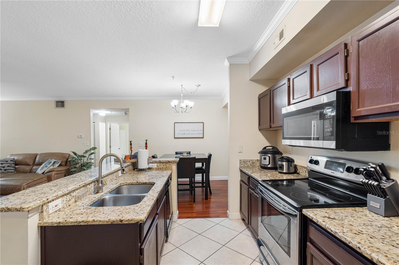 THE PINNACLE AT CARROLLWOOD A CONDOMINIUM - Residential
