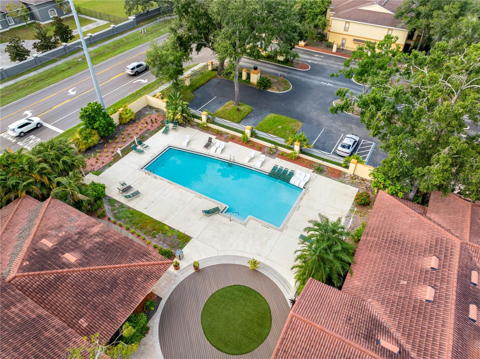 THE PINNACLE AT CARROLLWOOD A CONDOMINIUM - Residential