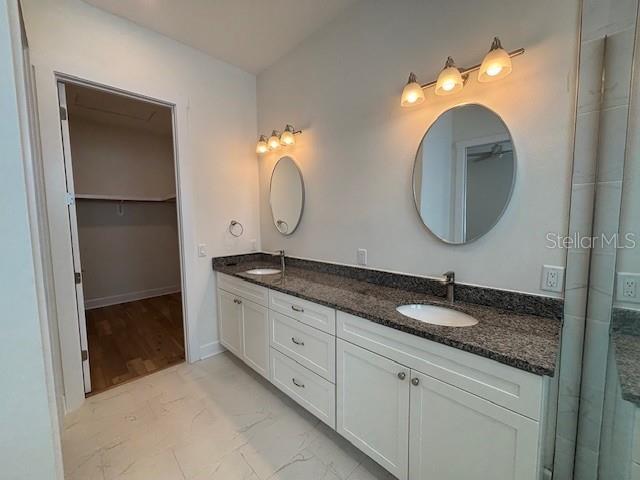 OAK BEND TWNHMS - Residential Lease