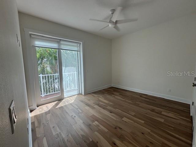 OAK BEND TWNHMS - Residential Lease