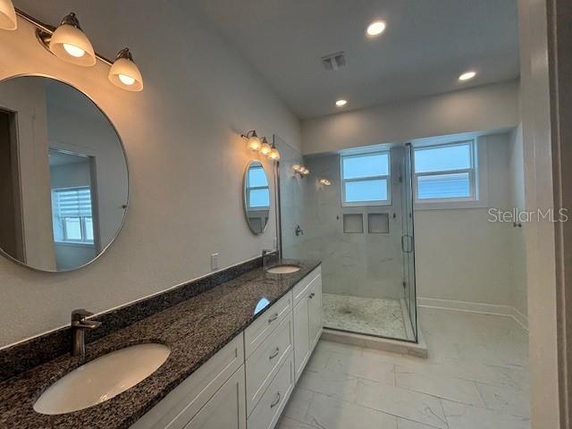 OAK BEND TWNHMS - Residential Lease
