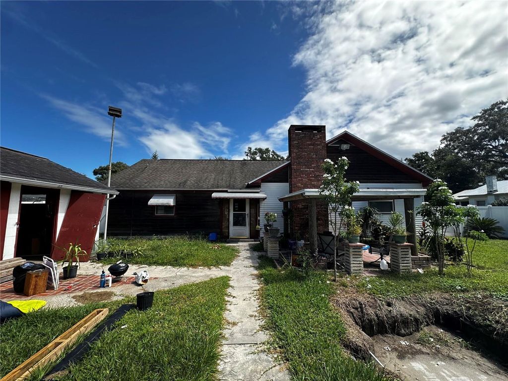Photo of 1109 N Burton Street, Plant City, FL 33563 (MLS # O6350862)