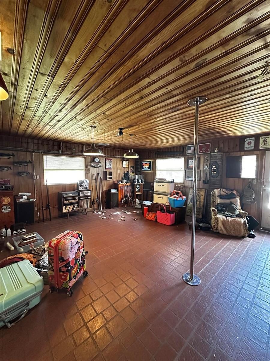 GRIMWOLD - Residential