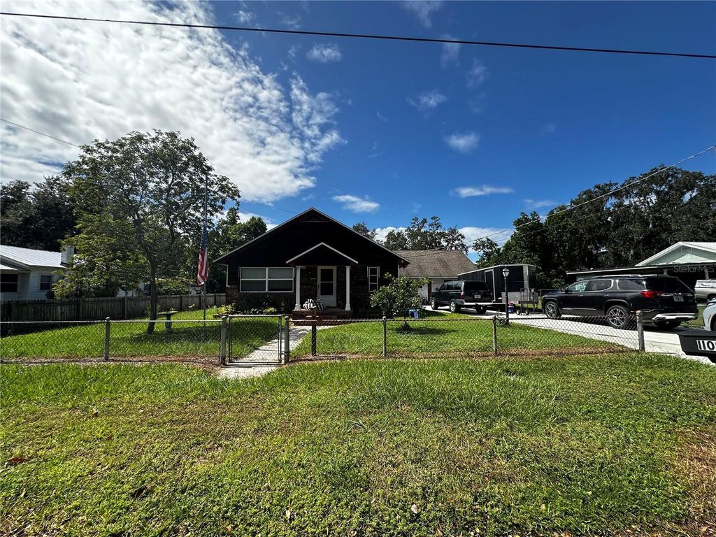Photo of 1109 N Burton Street, Plant City, FL 33563 (MLS # O6350862)