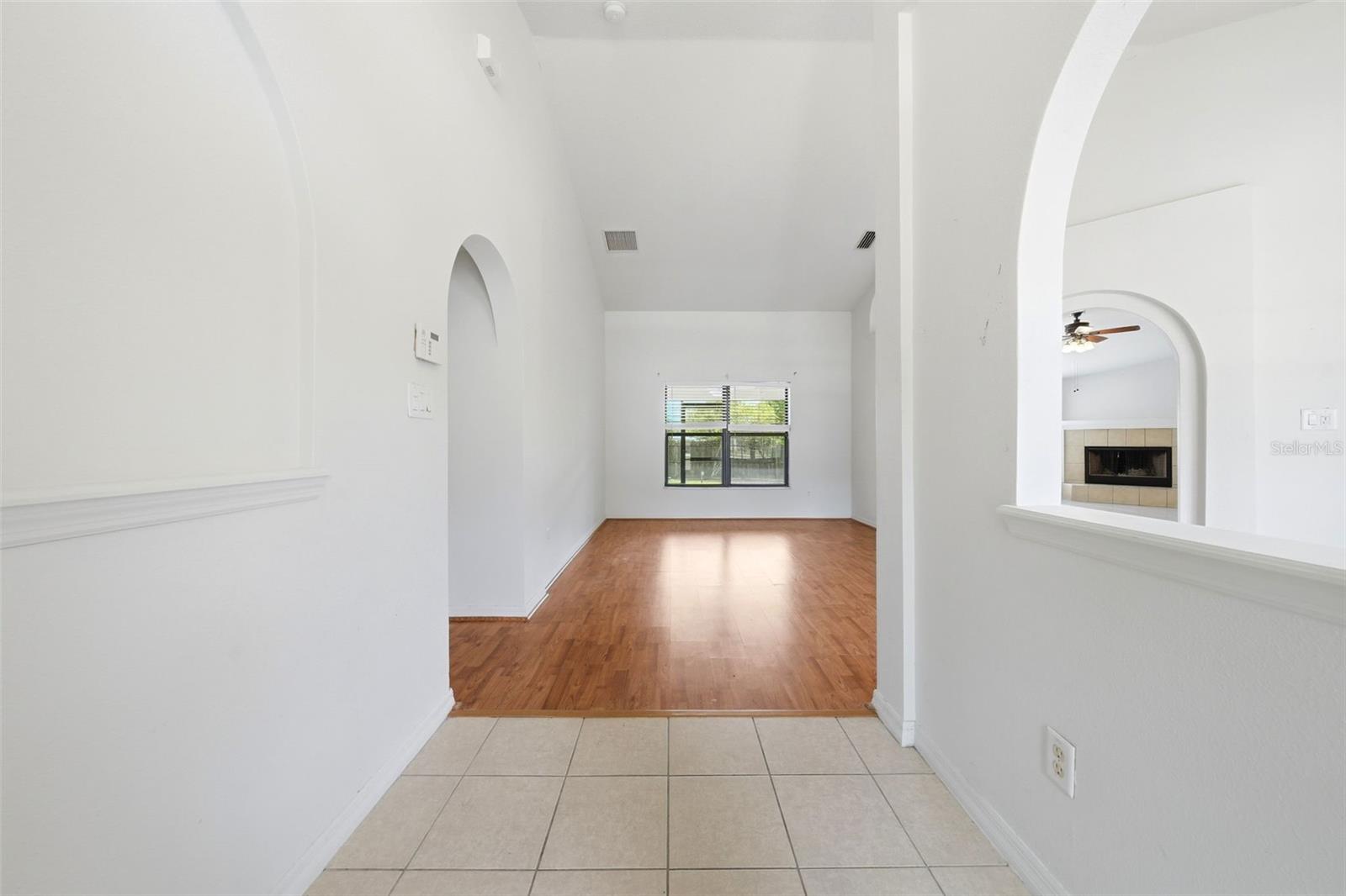 36341 GRAND ISLAND OAKS CIRCLE