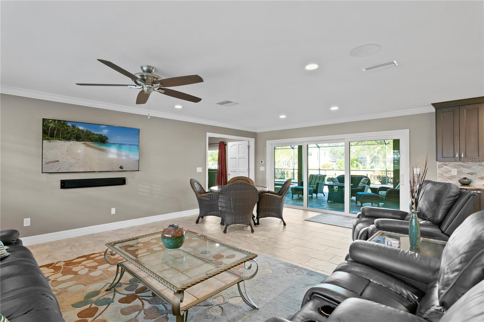 VENETIAN ISLES - Residential