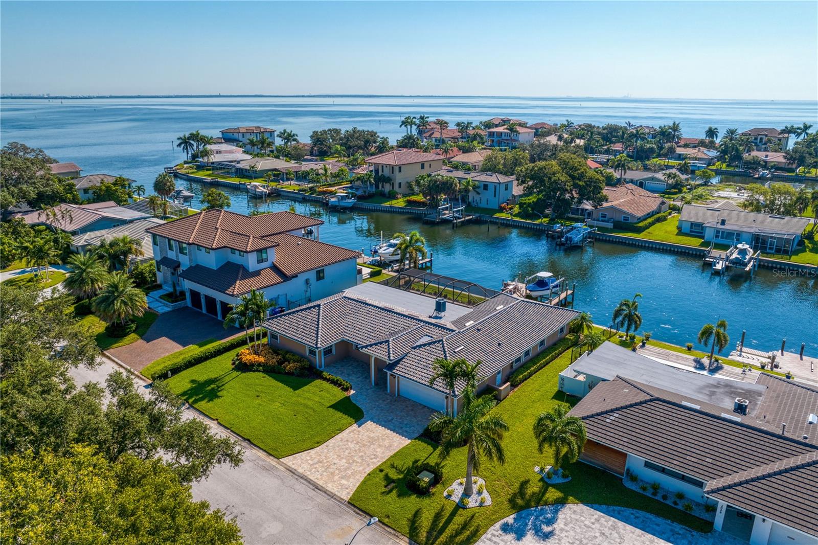 VENETIAN ISLES - Residential