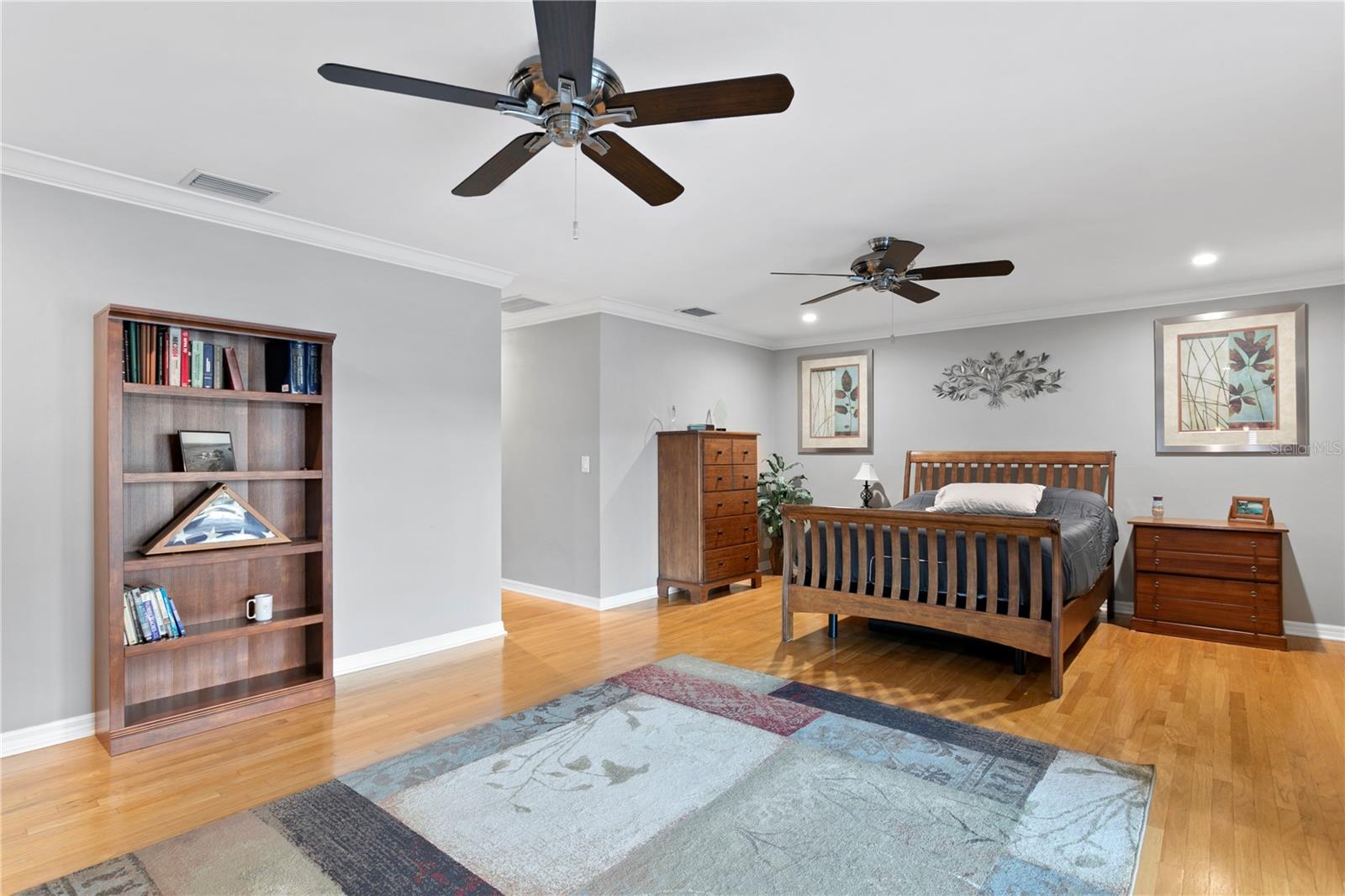 VENETIAN ISLES - Residential