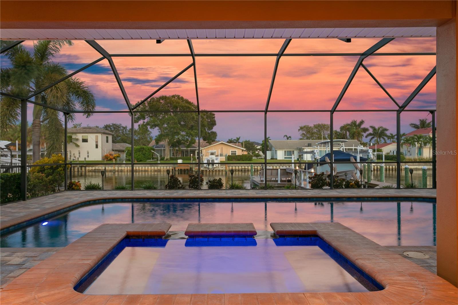 VENETIAN ISLES - Residential