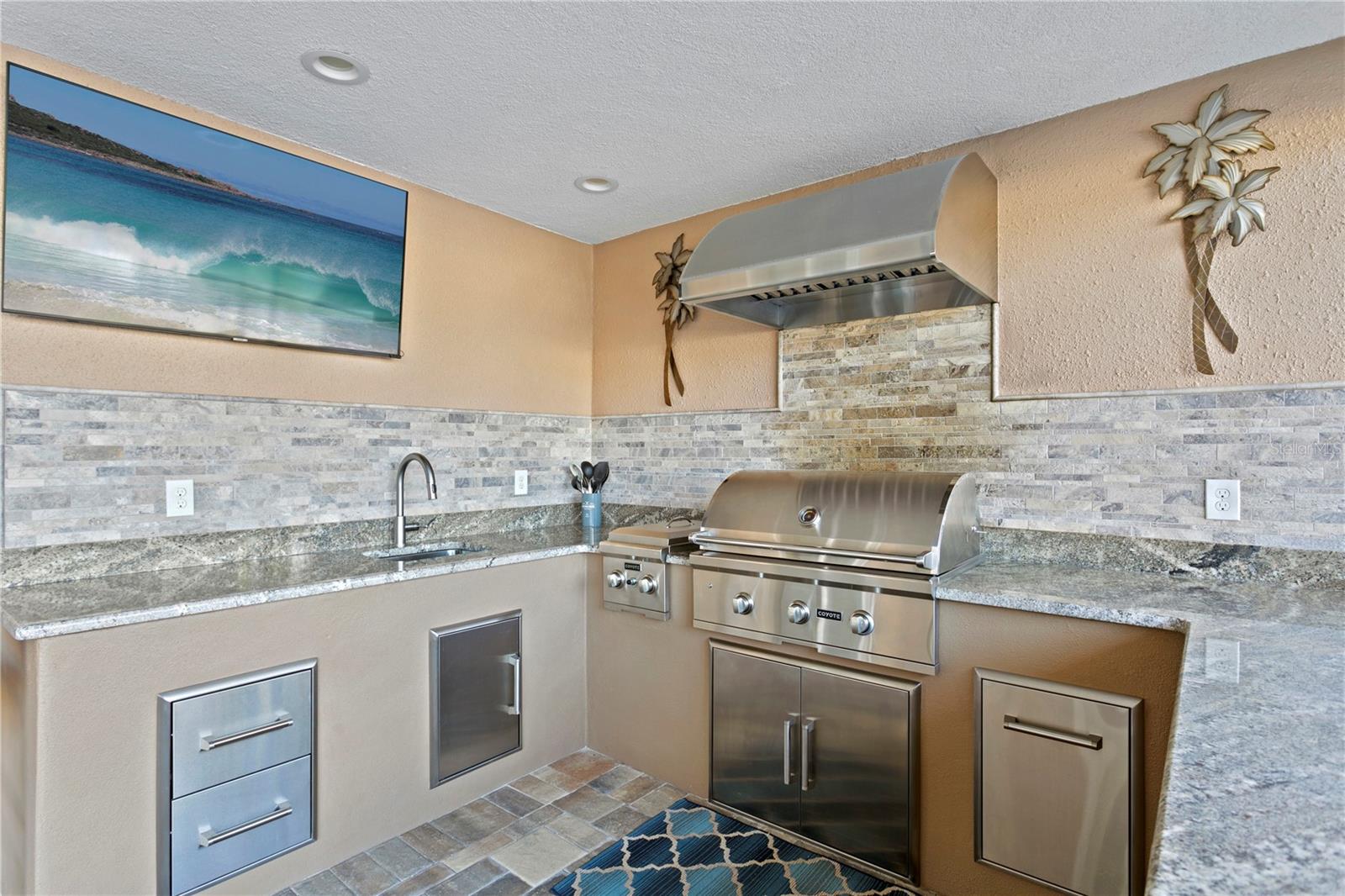 VENETIAN ISLES - Residential