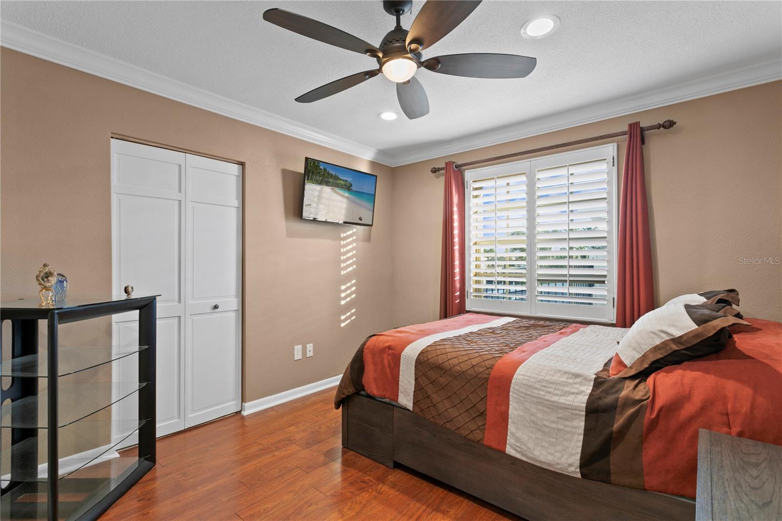 VENETIAN ISLES - Residential