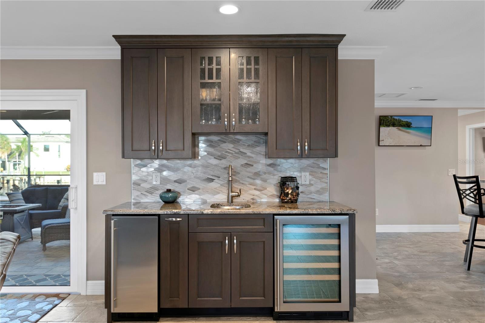 VENETIAN ISLES - Residential