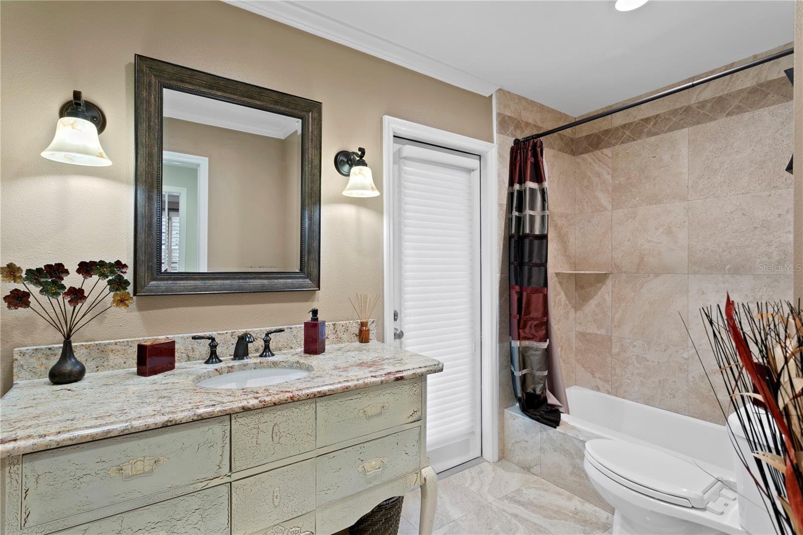 VENETIAN ISLES - Residential