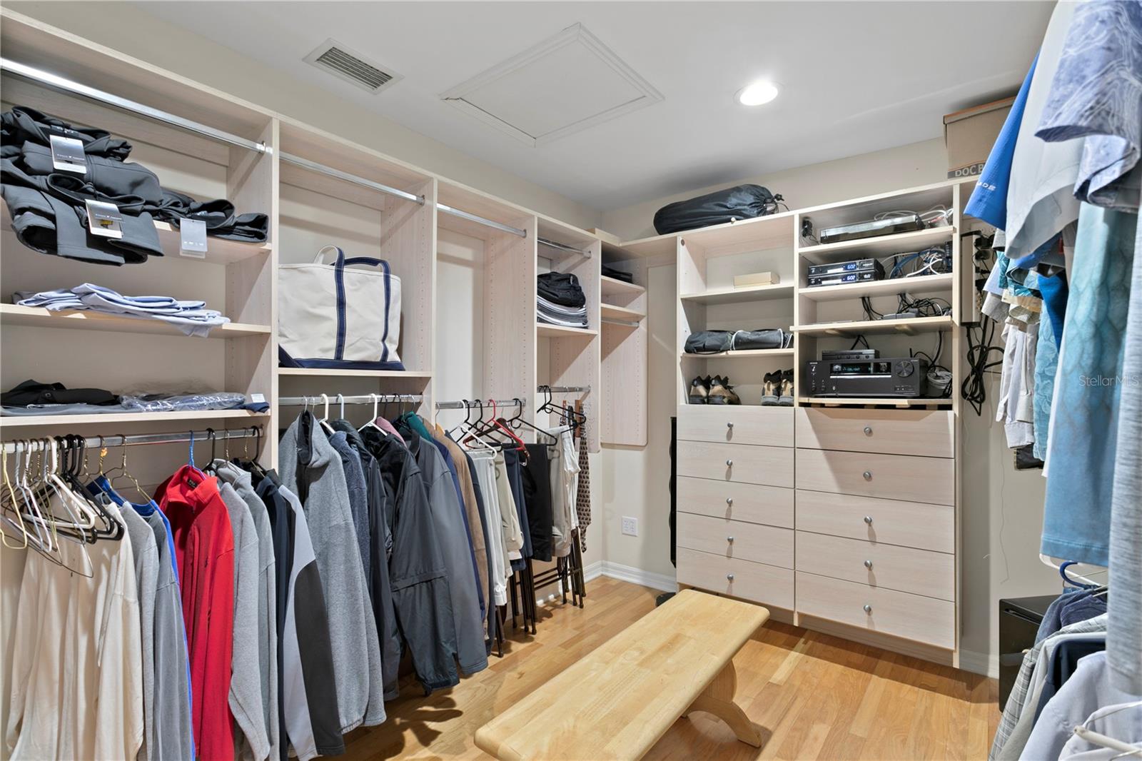 VENETIAN ISLES - Residential