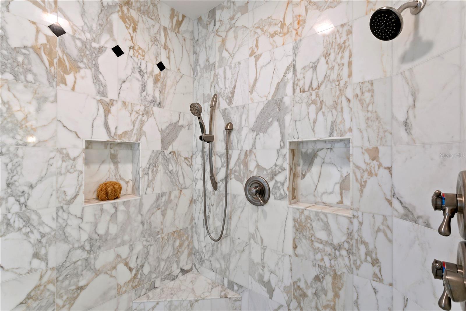 VENETIAN ISLES - Residential