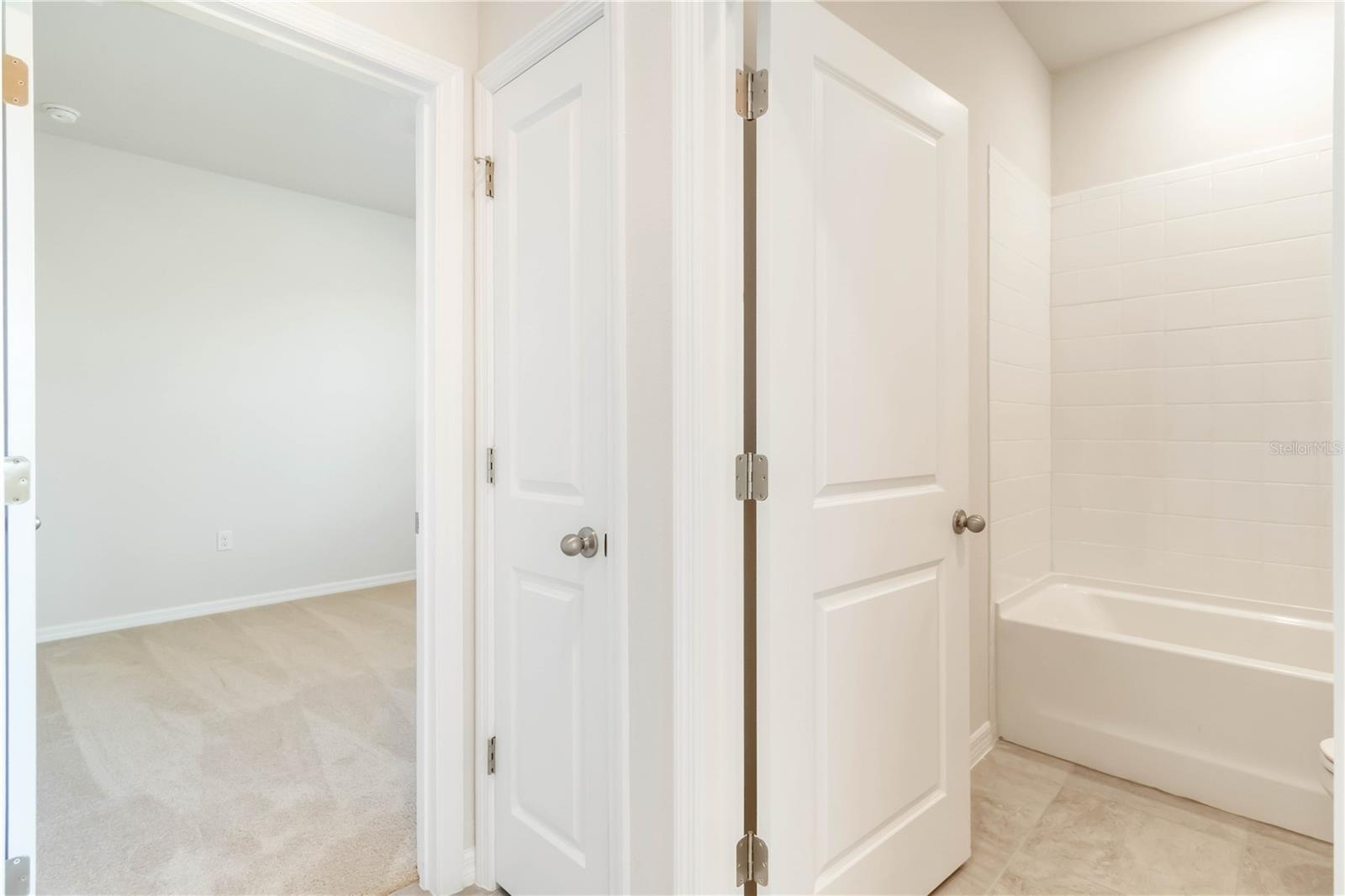 CODDINGTON PH II - Residential Lease