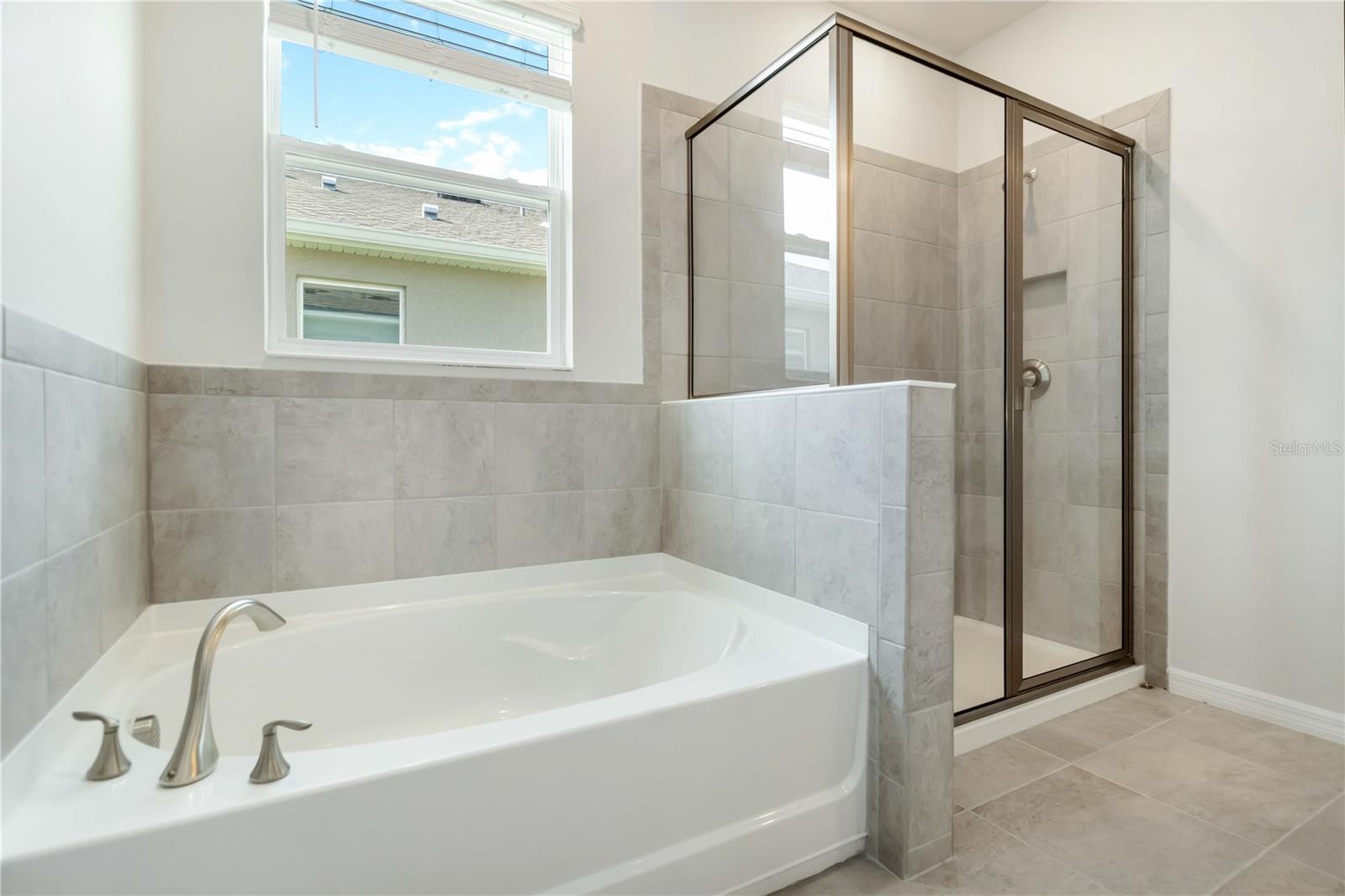 CODDINGTON PH II - Residential Lease