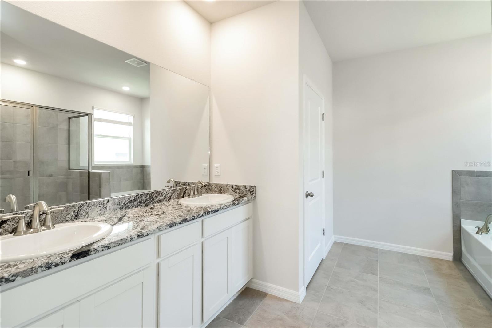 CODDINGTON PH II - Residential Lease