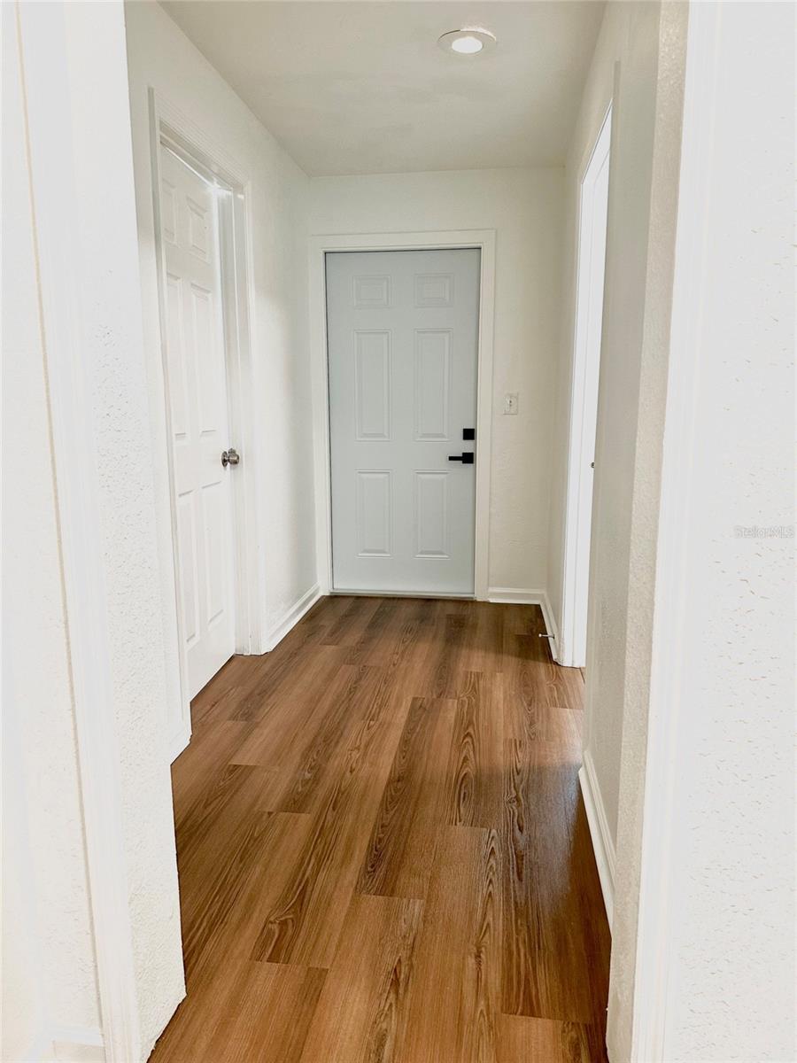 WARM MINERAL SPGS - Residential Income