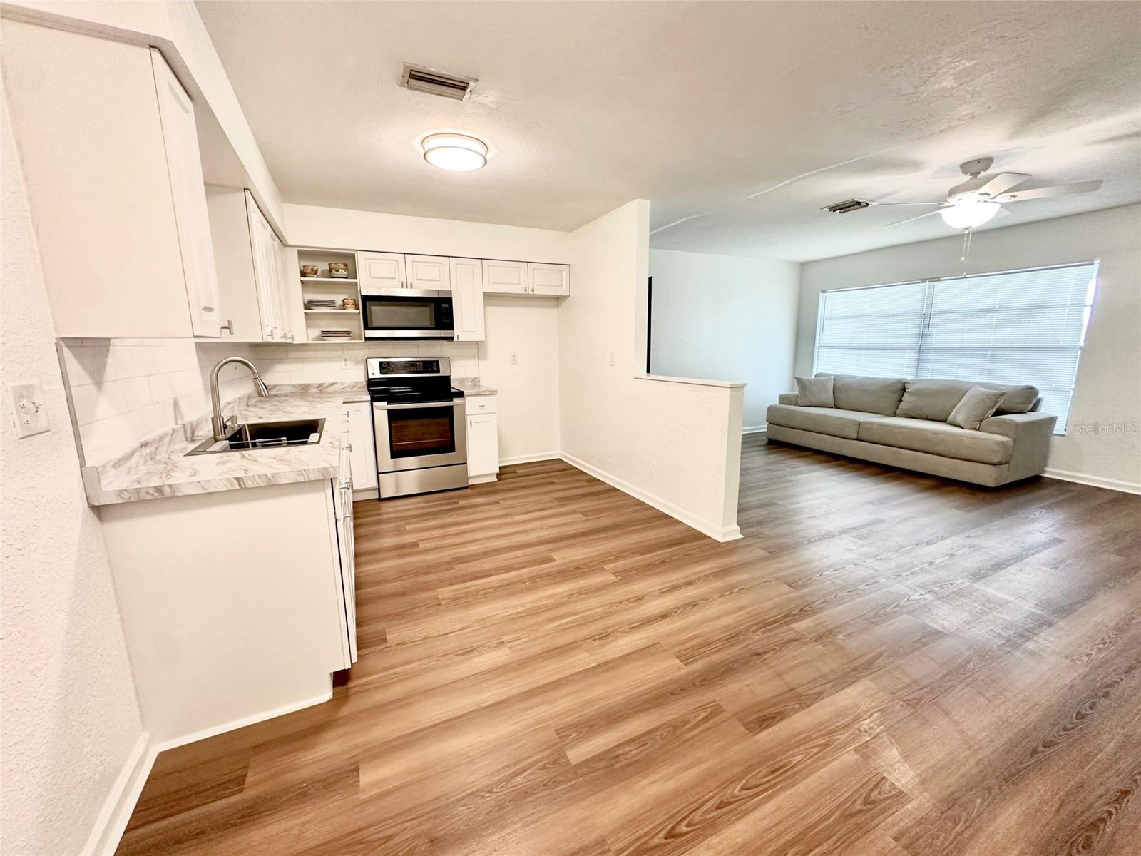 WARM MINERAL SPGS - Residential Income