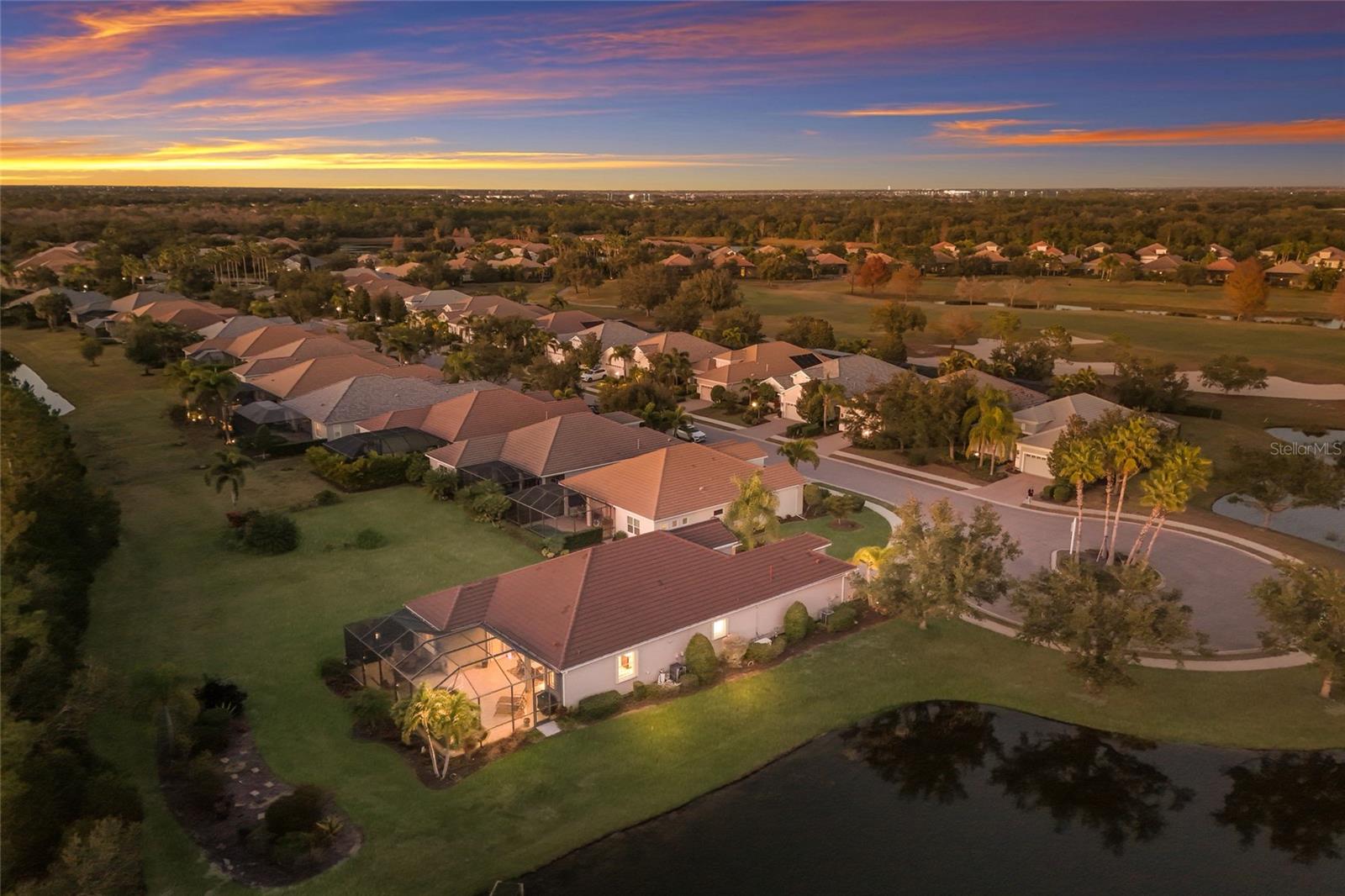 COUNTRY CLUB EAST AT LAKEWD RNCH QQ1 1 - Residential