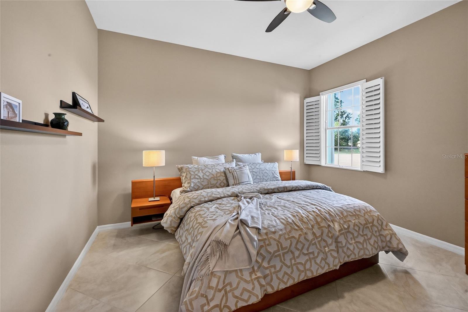 COUNTRY CLUB EAST AT LAKEWD RNCH QQ1 1 - Residential