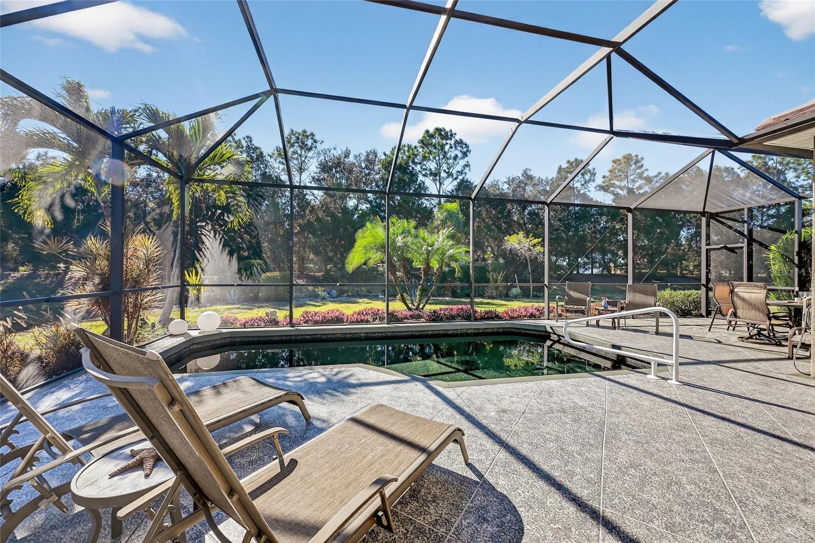 COUNTRY CLUB EAST AT LAKEWD RNCH QQ1 1 - Residential