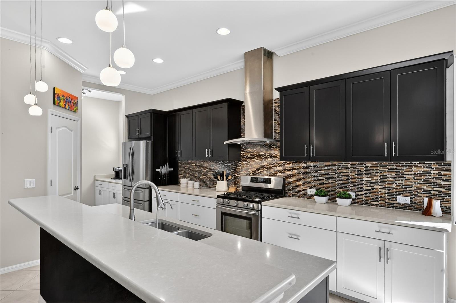 COUNTRY CLUB EAST AT LAKEWD RNCH QQ1 1 - Residential