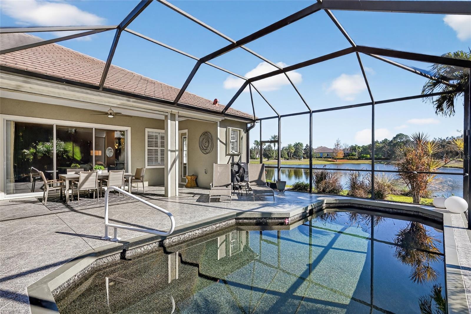 COUNTRY CLUB EAST AT LAKEWD RNCH QQ1 1 - Residential